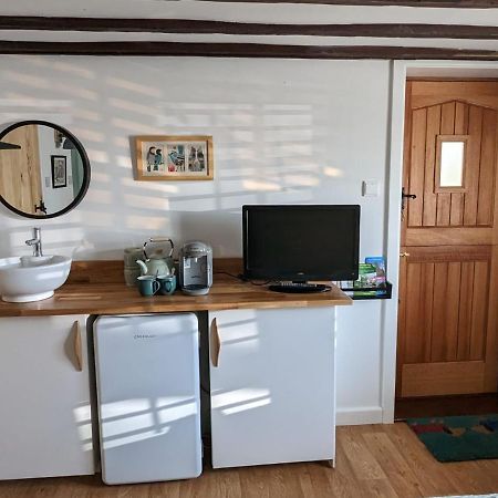 Sunrise Studio 콜체스터 외부 사진